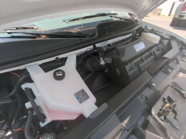 2025 GMC Savana 2500