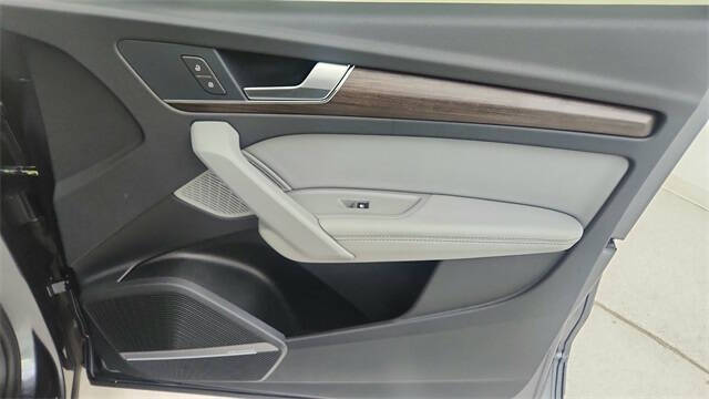 2024 Audi Q5 e quattro S line Prestg 55 TFSI