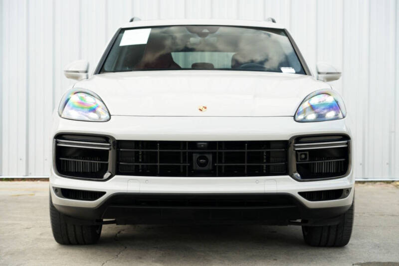 2022 Porsche Cayenne Turbo S E-Hybrid