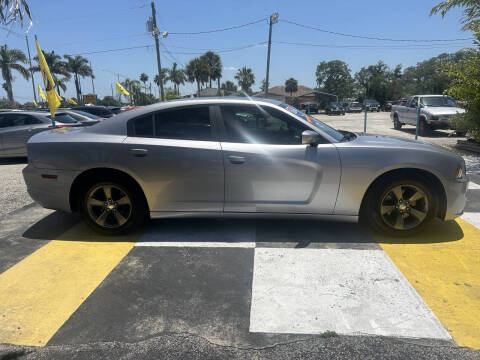 2014 Dodge Charger SXT