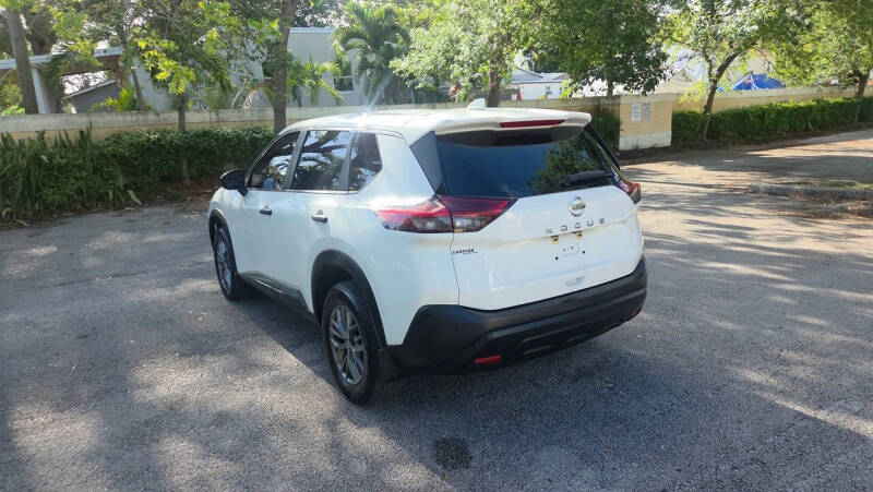 2021 Nissan Rogue S