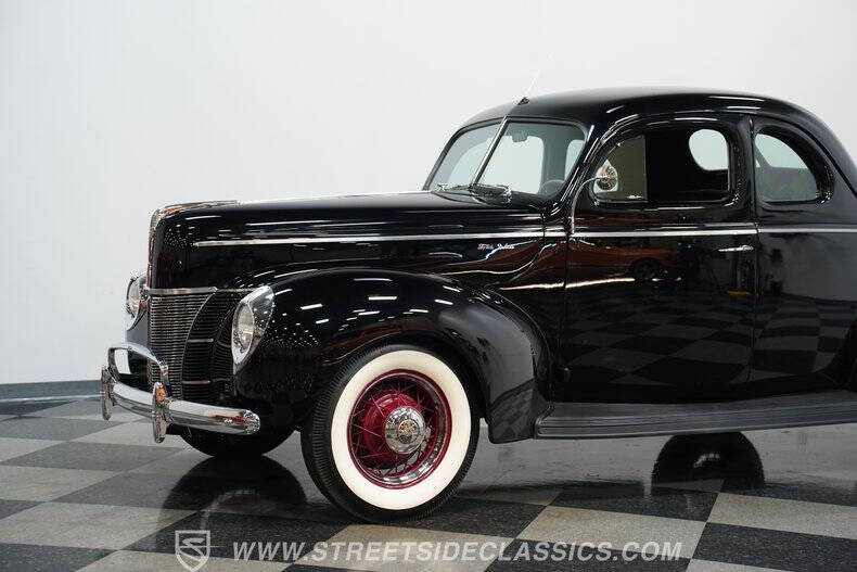 1940 Ford Deluxe