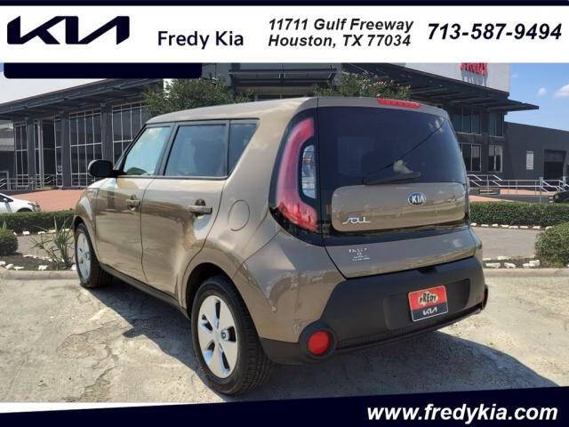 Used 2015 Kia Soul Base with VIN KNDJN2A27F7220107 for sale in Houston, TX