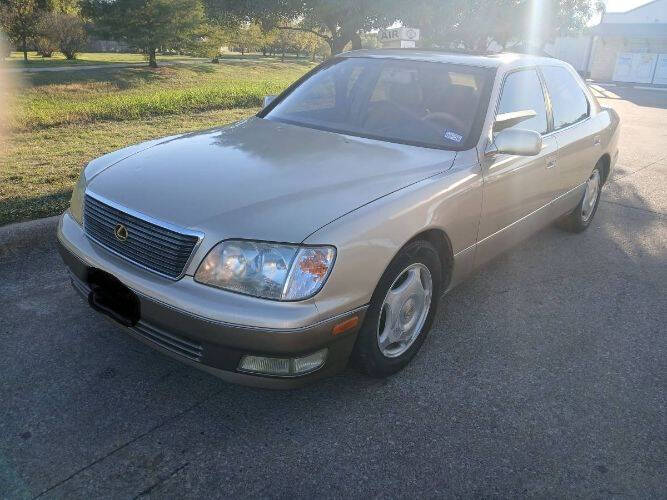 2000 Lexus LS 400