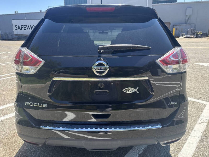2016 Nissan Rogue SV