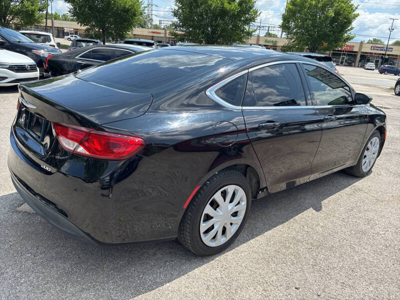 2015 Chrysler 200 LX