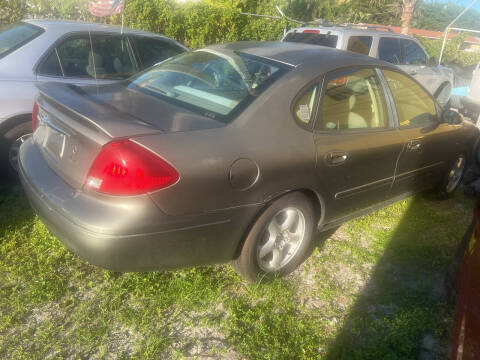 2002 Ford Taurus SES