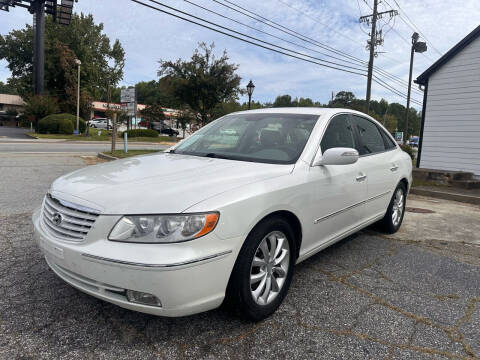 2008 Hyundai Azera for sale at Car Online in Roswell GA