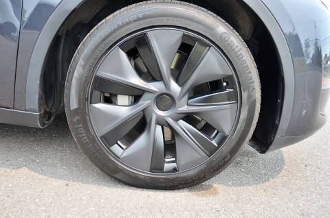 2025 Tesla Model Y Long Range