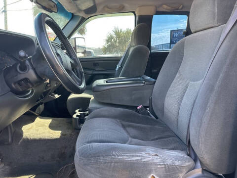2004 Chevrolet Silverado 1500