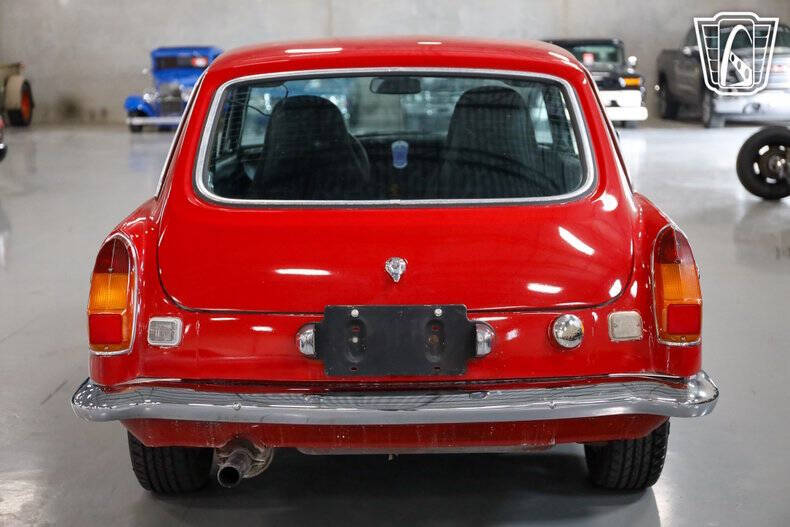 1974 MG B