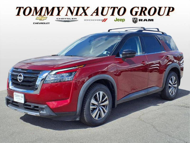 2022 Nissan Pathfinder SL