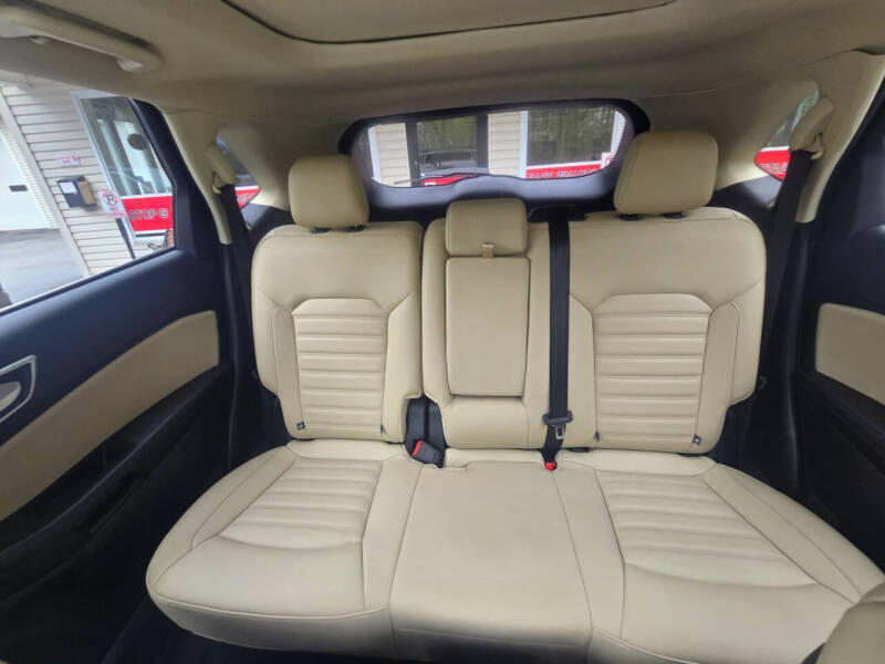 2019 Ford Edge SEL