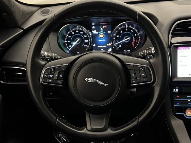 2020 Jaguar F-PACE 25t Premium