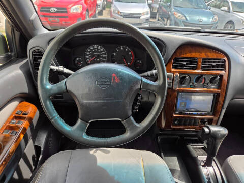 1996 Nissan Pathfinder LE