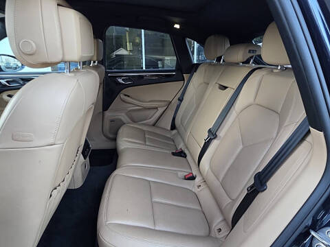 2018 Porsche Macan S