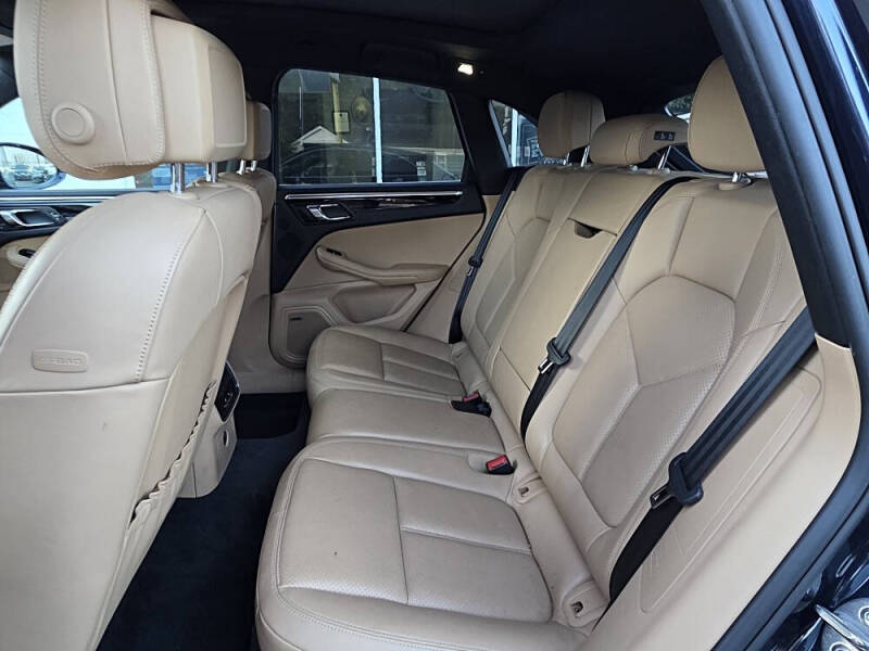 2018 Porsche Macan S