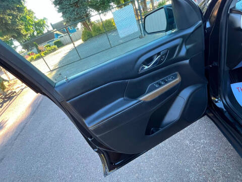 2017 GMC Acadia SLE-1
