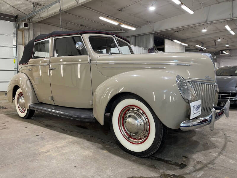 1939 Ford Deluxe