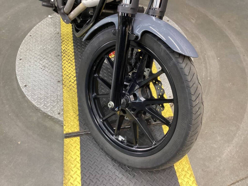 2023 Yamaha Bolt R-Spec