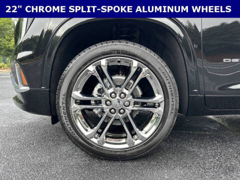 2025 GMC Acadia Denali