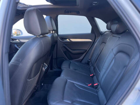 2015 Audi Q3 2.0T quattro Premium Plus