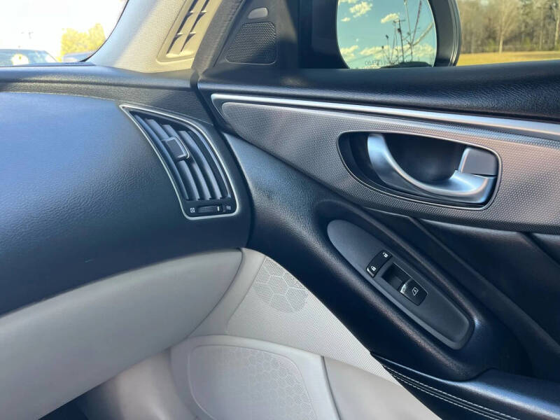 2016 Infiniti Q50 Red Sport 400