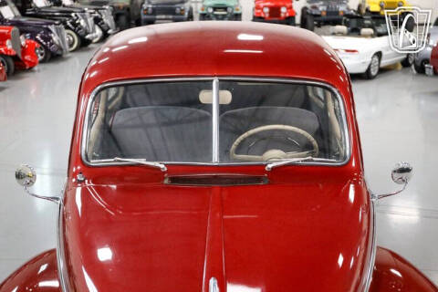 1947 Ford Deluxe