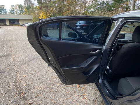 2016 Mazda MAZDA3 i Sport