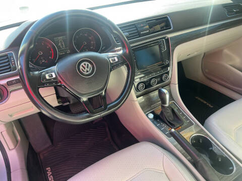 2018 Volkswagen Passat 2.0T SE