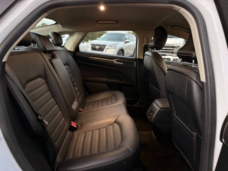 2017 Ford Fusion Hybrid SE