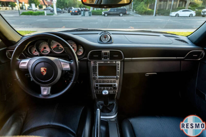 2005 Porsche 911 Carrera S