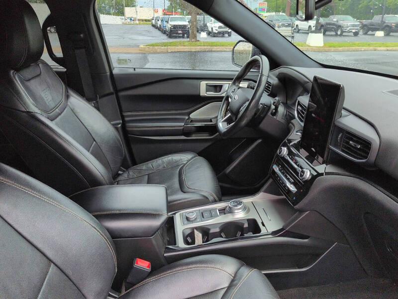 2021 Ford Explorer ST