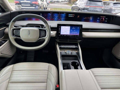 2024 Lincoln Nautilus Reserve