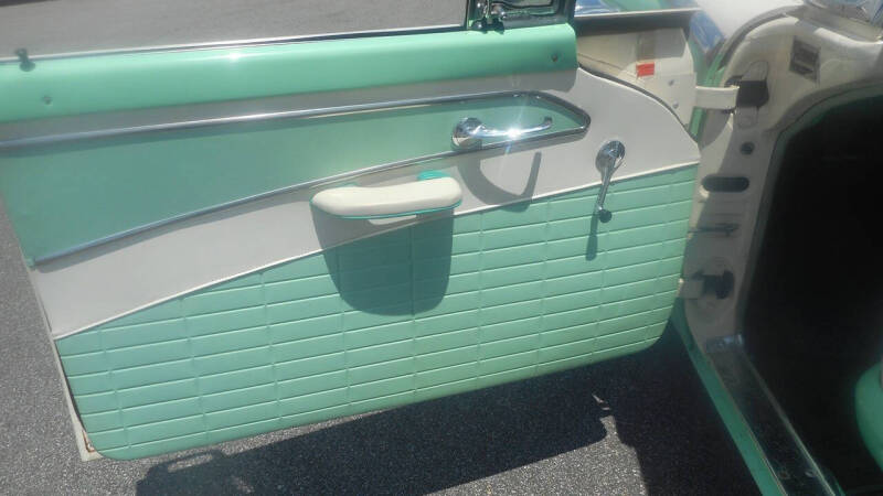 1956 Ford Victoria