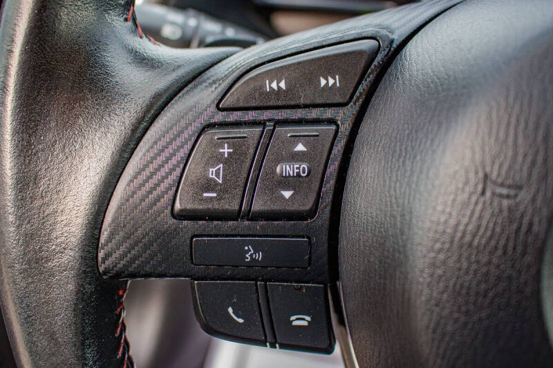 2014 Mazda MAZDA3 s Touring