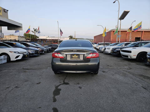2012 Infiniti M37