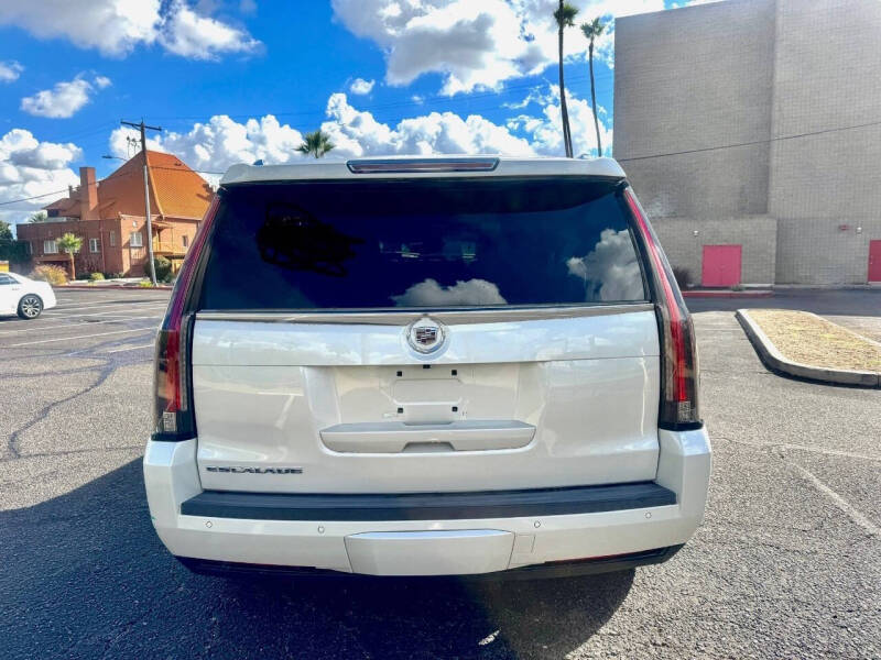 2015 Cadillac Escalade Luxury