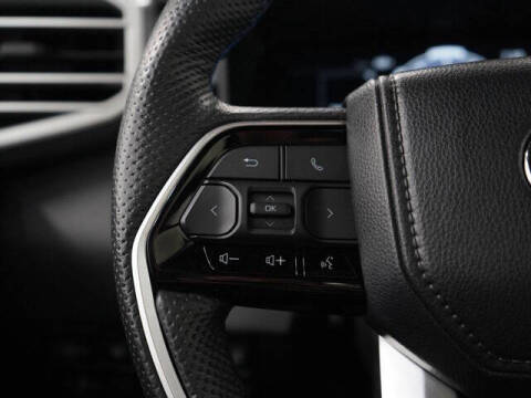 2024 Toyota Sequoia Platinum