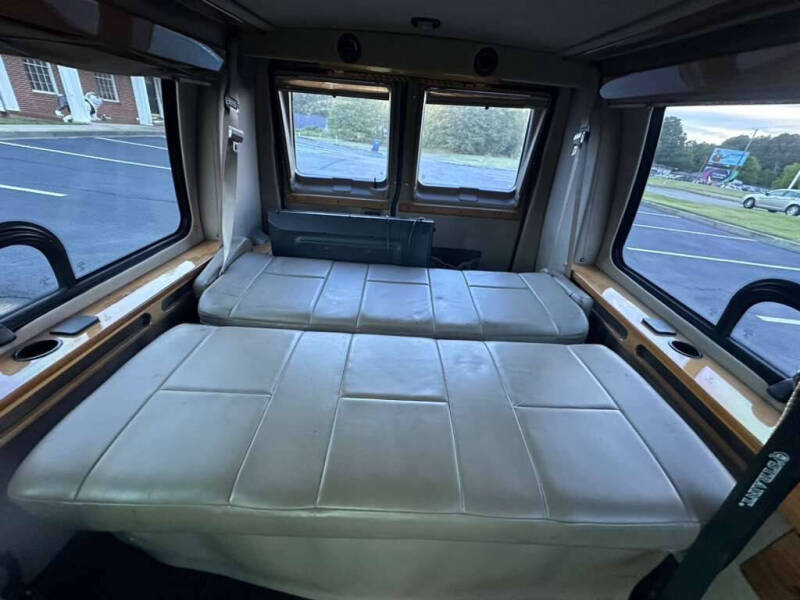 2001 Ford E-Series E-250