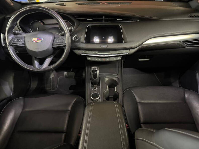 2019 Cadillac XT4 Premium Luxury