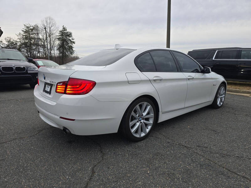 2011 BMW 5 Series 535i