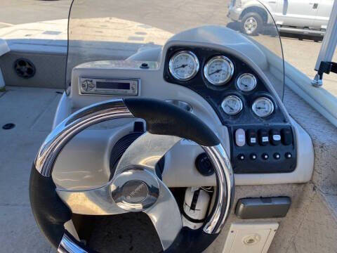 2014 Lowe Boats SD 224