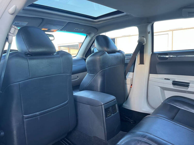 2006 Chrysler 300 SRT-8