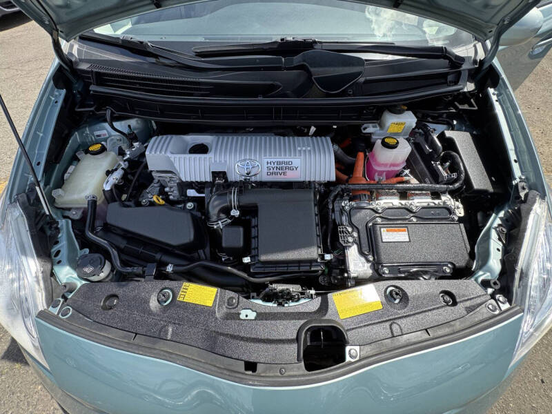 2014 Toyota Prius Two