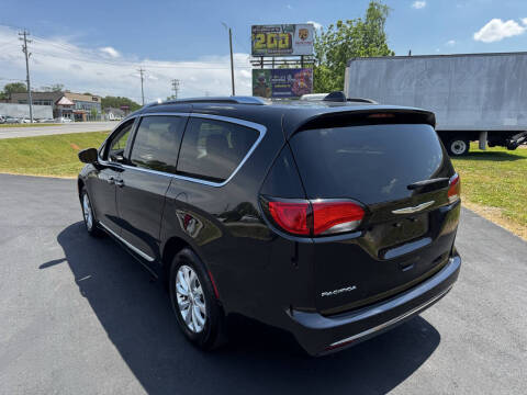 2019 Chrysler Pacifica Touring L