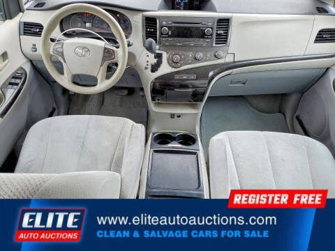 2011 Toyota Sienna