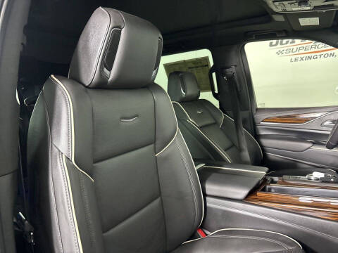 2022 Cadillac Escalade Premium Luxury