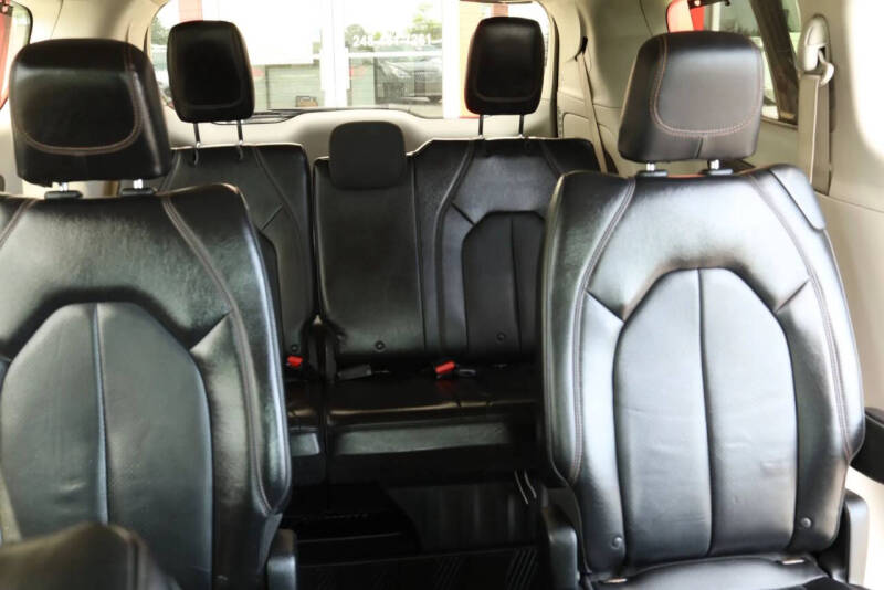 2018 Chrysler Pacifica Touring L