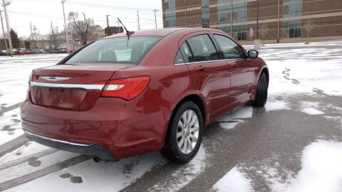 2013 Chrysler 200 LX